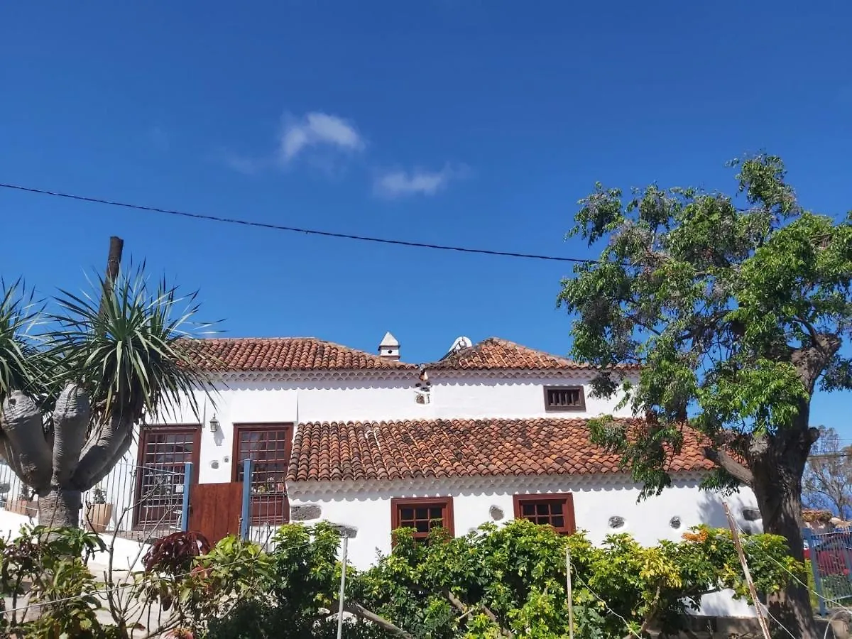 Holidays Tenerife Breakfast Inclusive Wifi Pool Fr La Laguna  Casa vacanze